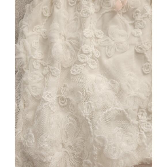 Chantilly Place White Baby Girl One Piece Romper 6 Month Material Made Flowers - Picture 4 of 4